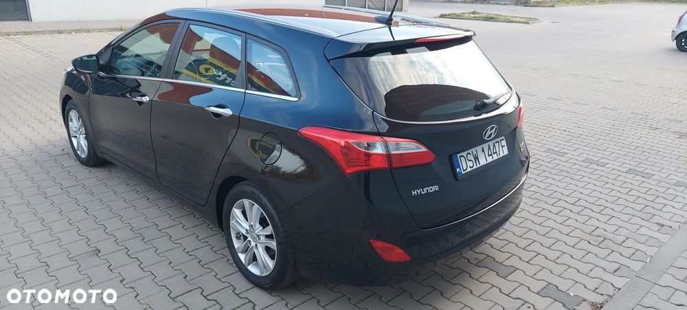 Hyundai i30 1.6 CRDi Premium - 8