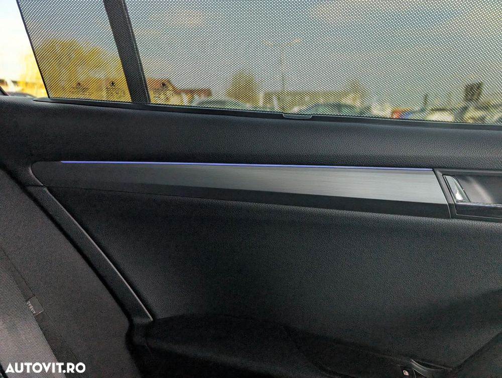 Skoda Superb 2.0 TDI DSG 4X4 Style - 28