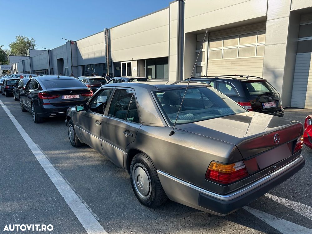 Mercedes-Benz W124 - 13