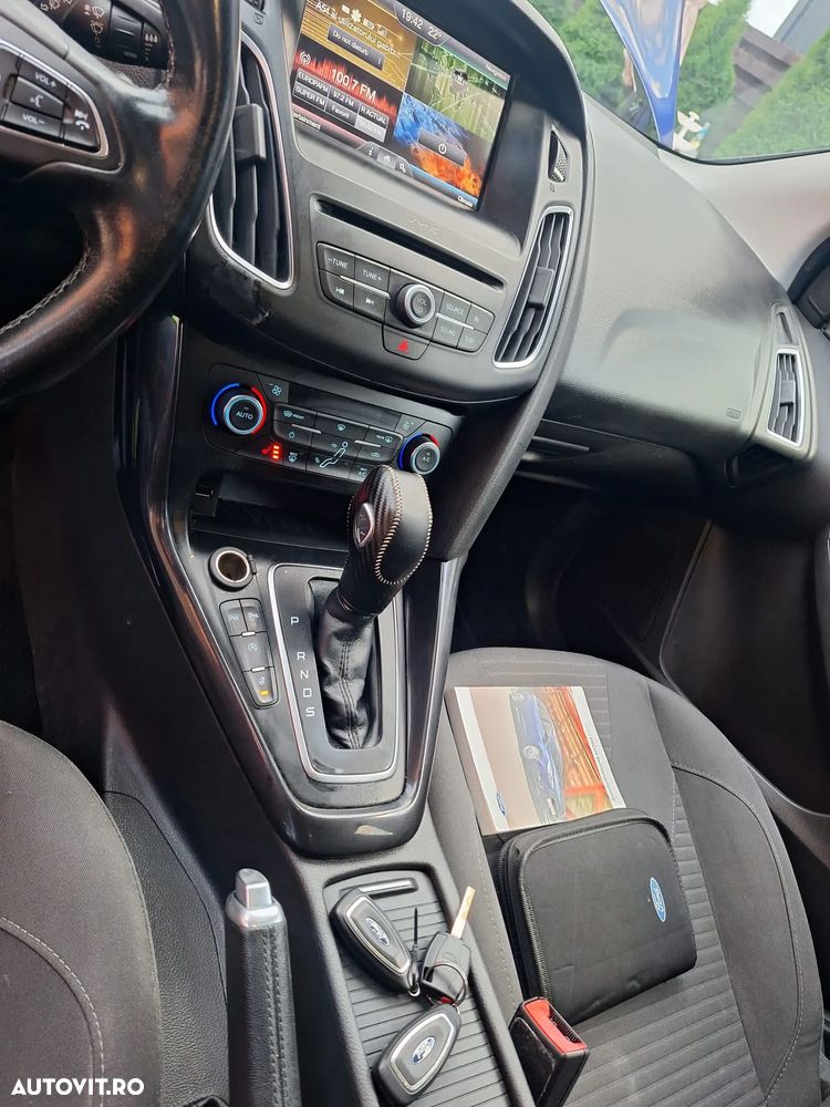 Ford Focus - 9