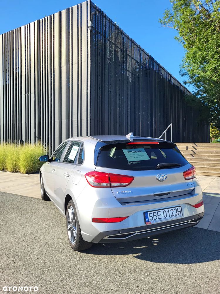 Hyundai i30 1.0 T-GDI 48V-Hybrid Trend - 27