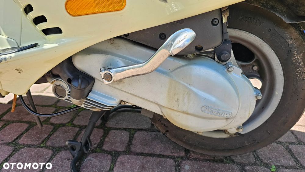 Piaggio Vespa - 17
