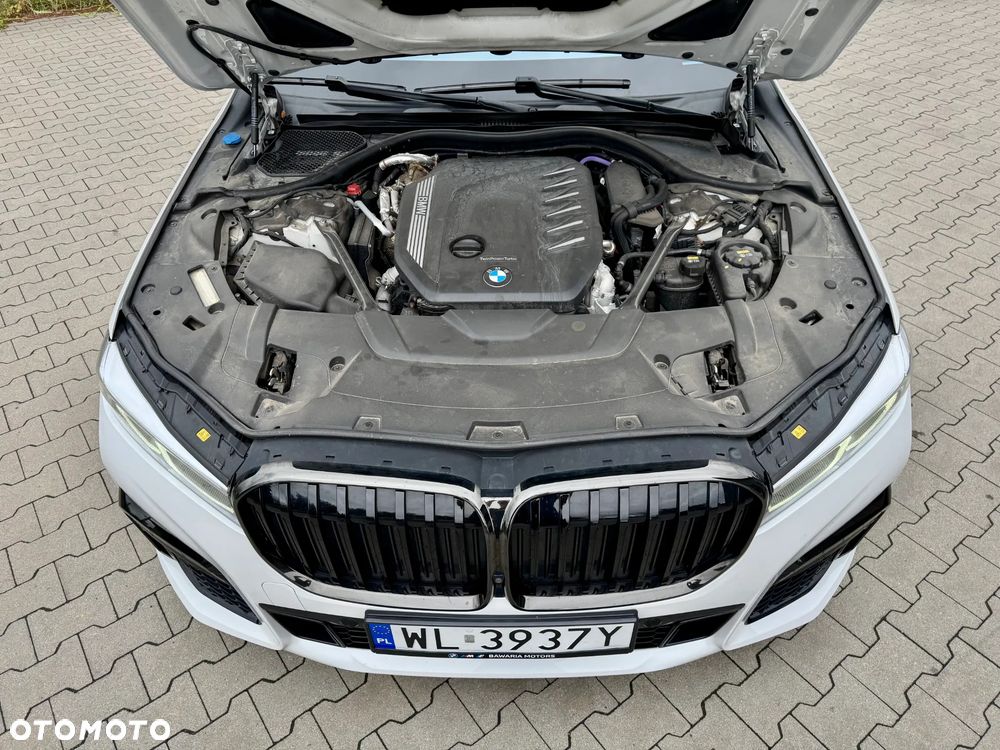 BMW Seria 7 730d xDrive mHEV sport - 15