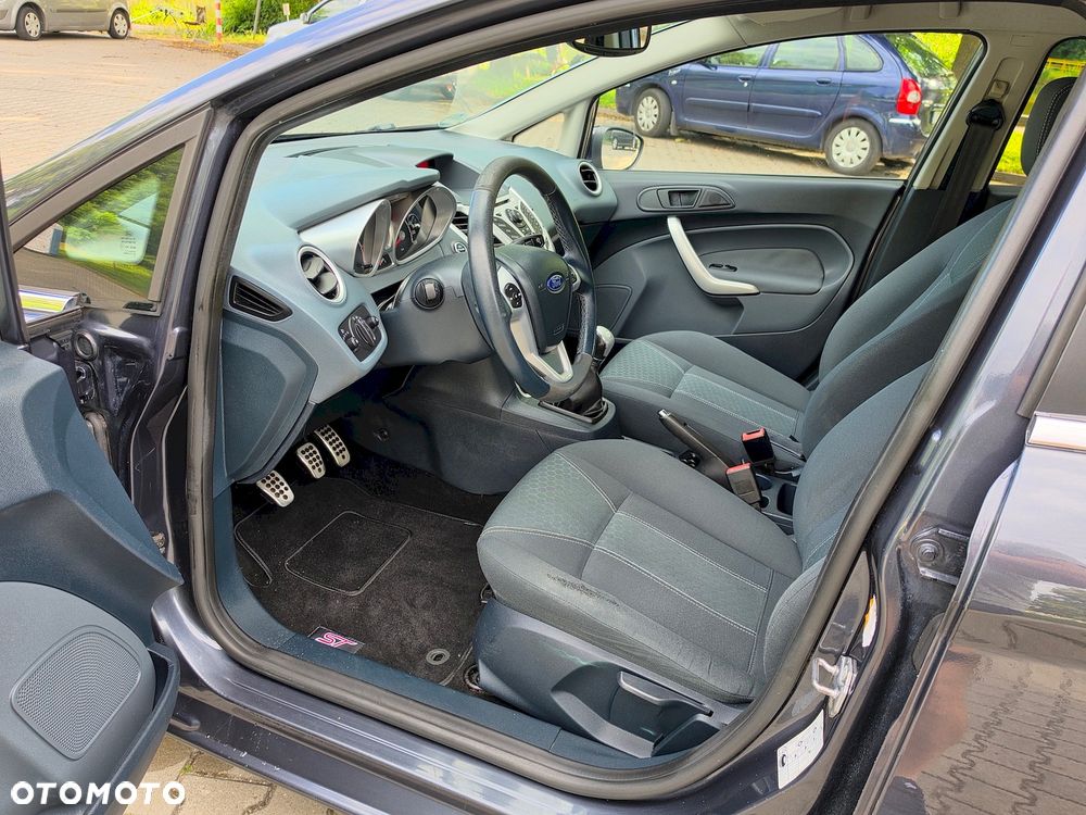 Ford Fiesta 1.6 Platinium X - 15