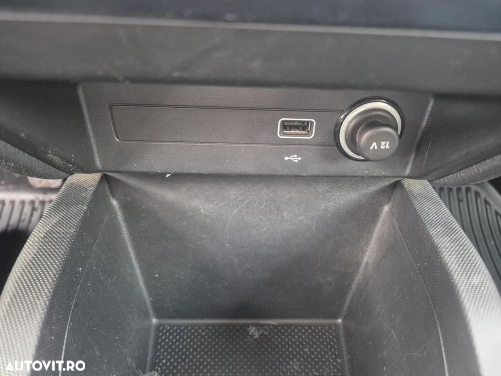 Skoda Fabia 1.0 TSI Ambition - 27