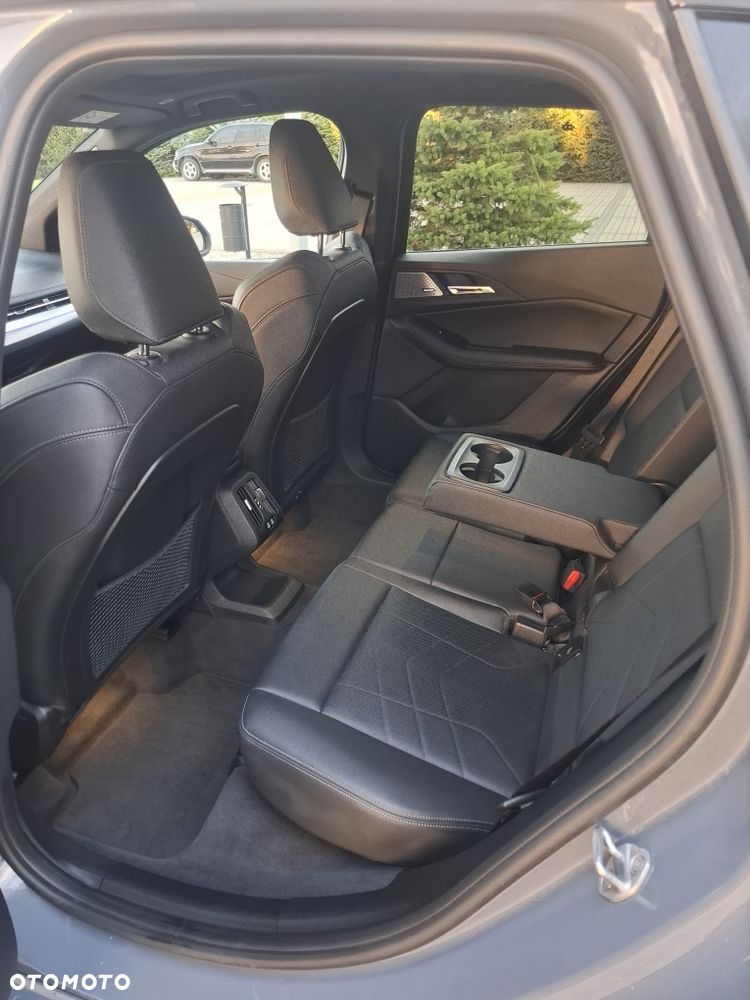 BMW Seria 2 218d M Sport - 14