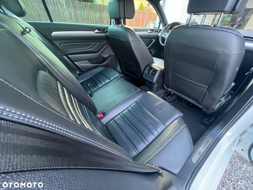 Volkswagen Passat 2.0 TSI Elegance DSG - 13
