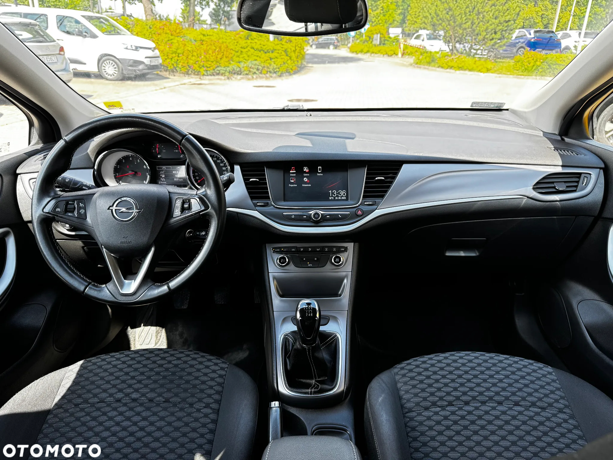 Opel Astra V 1.4 T Enjoy - 10
