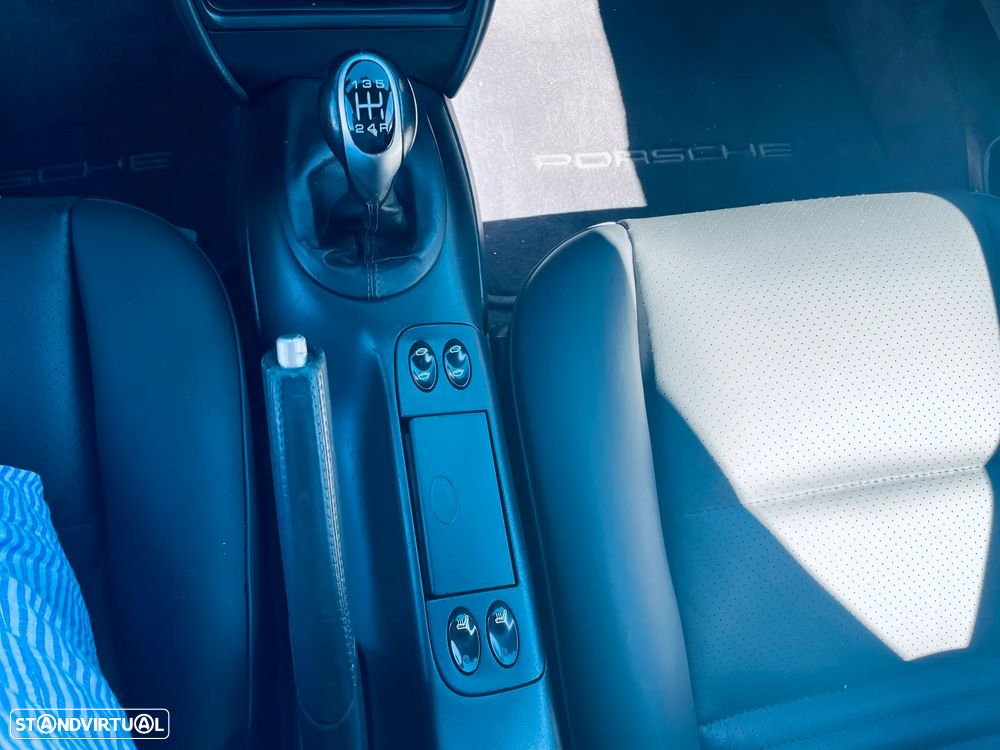 Porsche Boxster 2.7 - 10