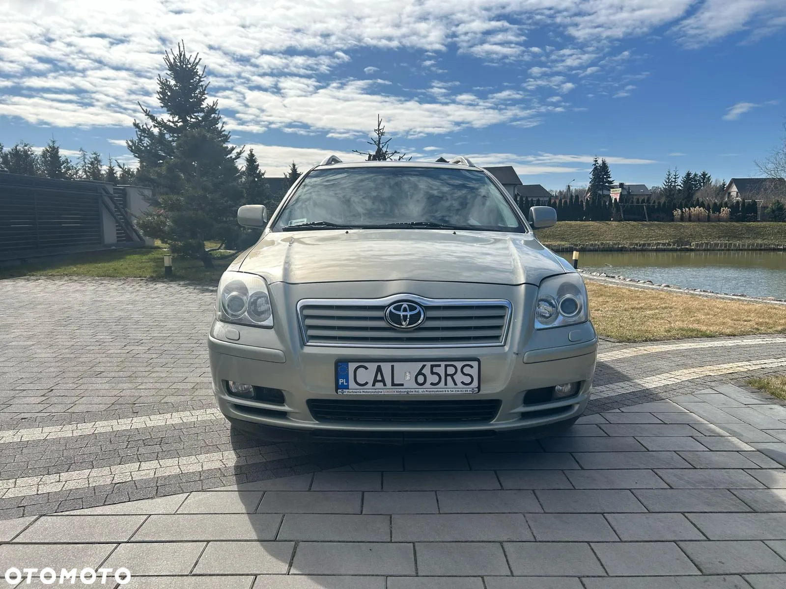 Toyota Avensis - 3