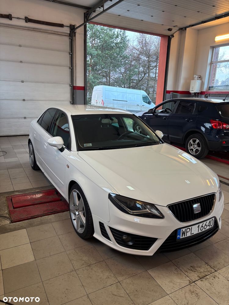 Seat Exeo 2.0 TDI DPF Sport - 4