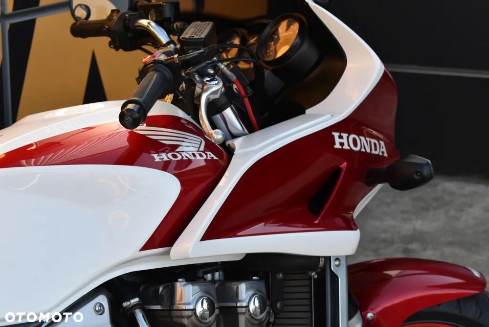 Honda CB - 38