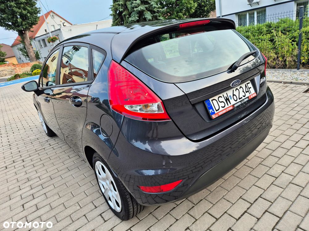 Ford Fiesta 1.25 Champions Edition - 6