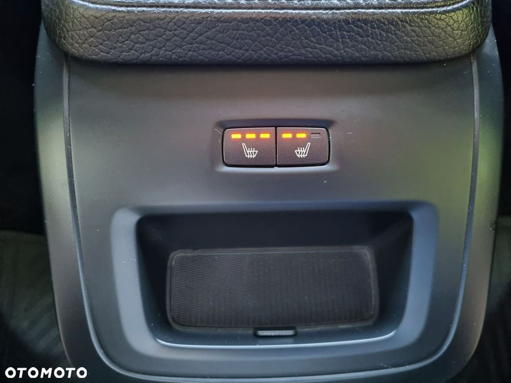 Volvo V90 Cross Country D4 AWD Geartronic - 30