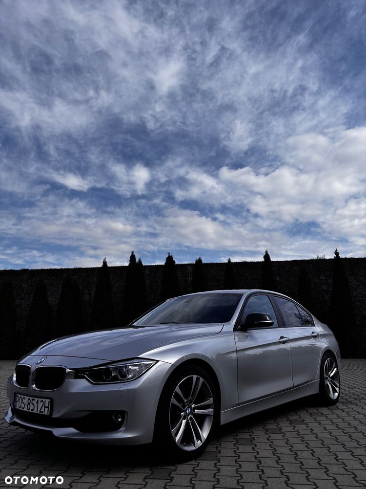 BMW Seria 3 320d DPF Efficient Dynamics Edition - 7