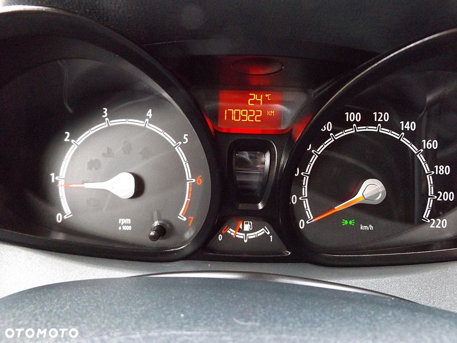 Ford Fiesta - 21