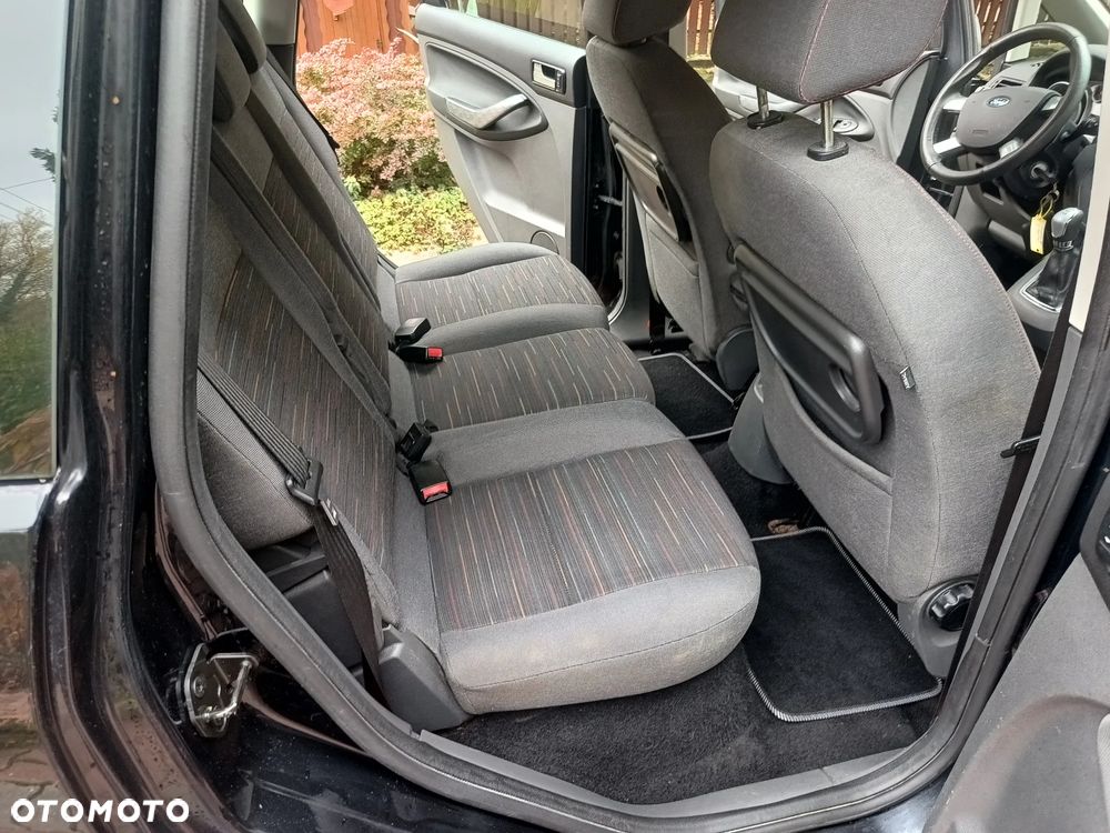 Ford Focus C-Max - 20