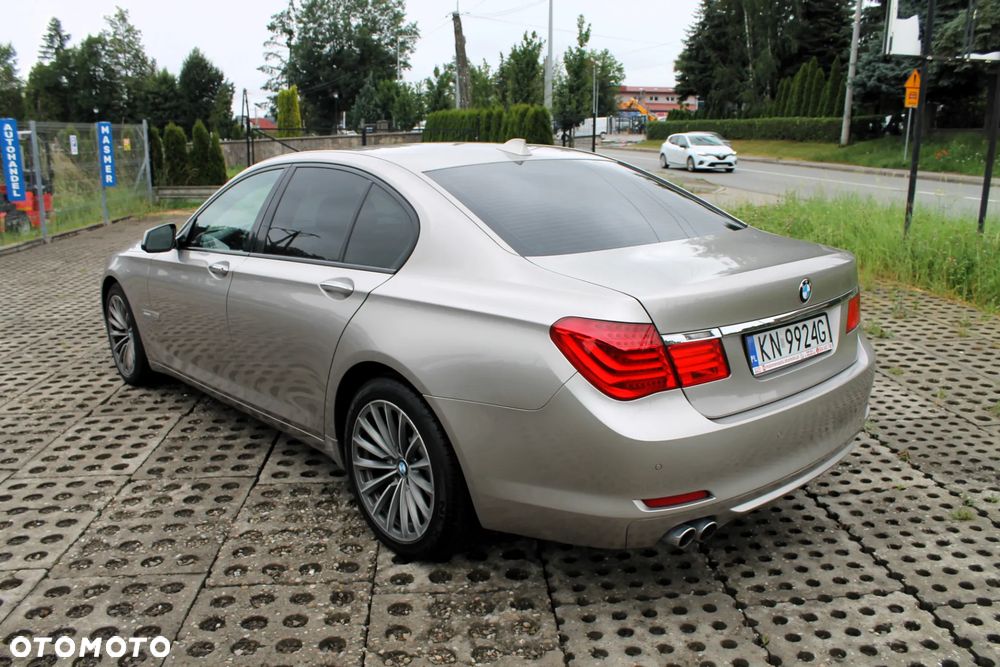 BMW Seria 7 730d Blue Performance - 6
