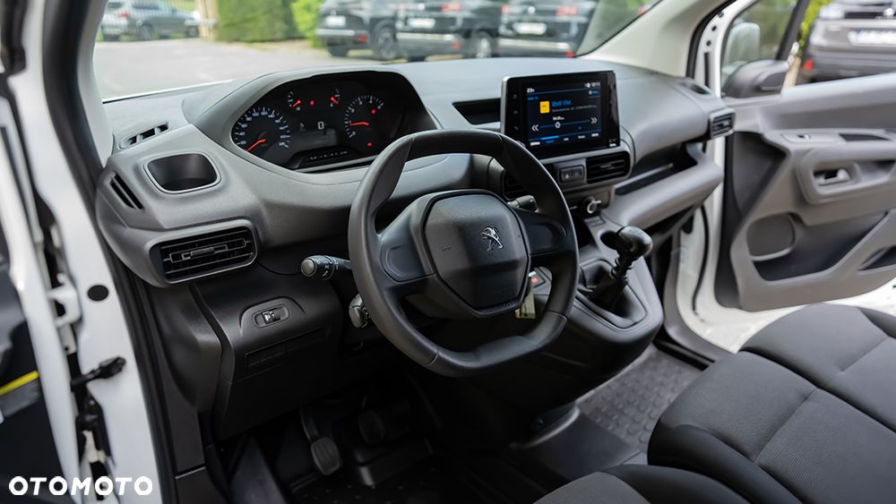 Peugeot PARTNER - 28