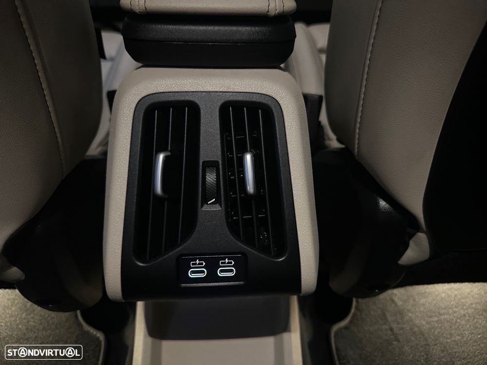 BMW iX1 eDrive20 - 18