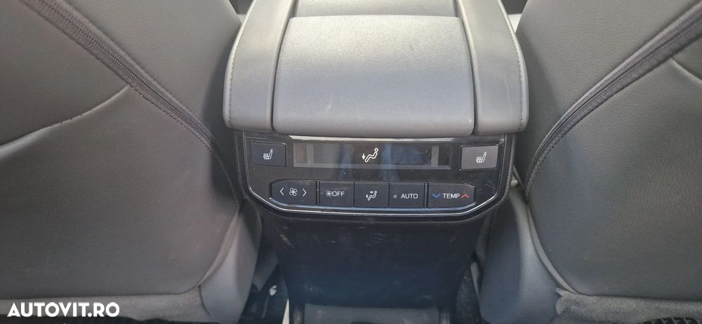Toyota Highlander 2.5 L Dynamic Force 248CP Executive Metallic - 6