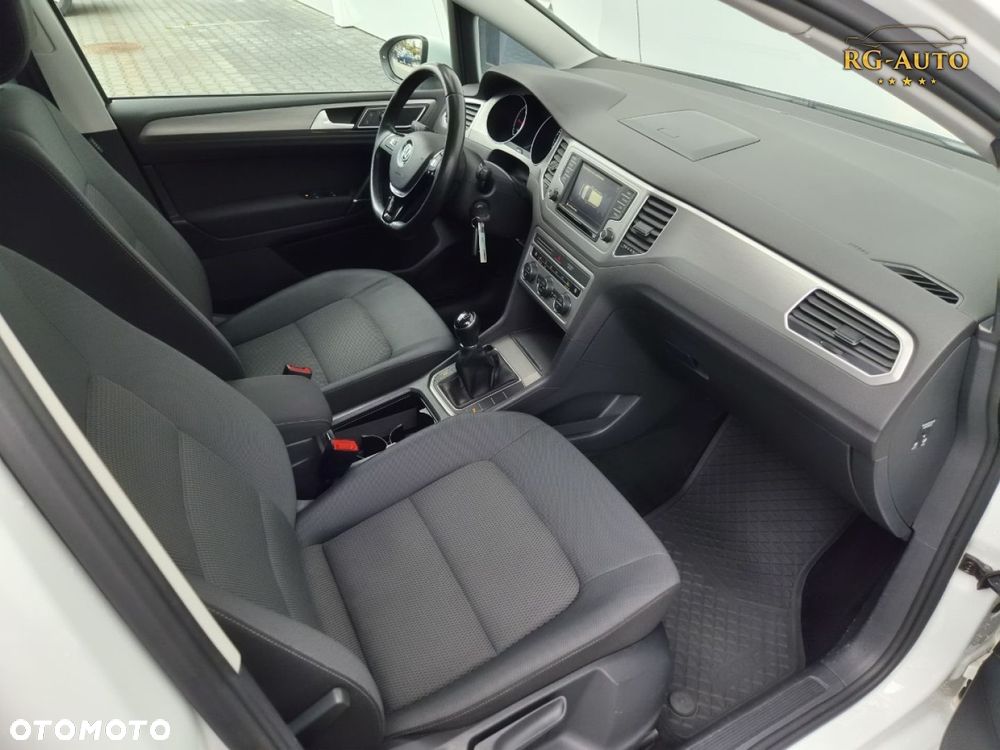 Volkswagen Golf Sportsvan - 28