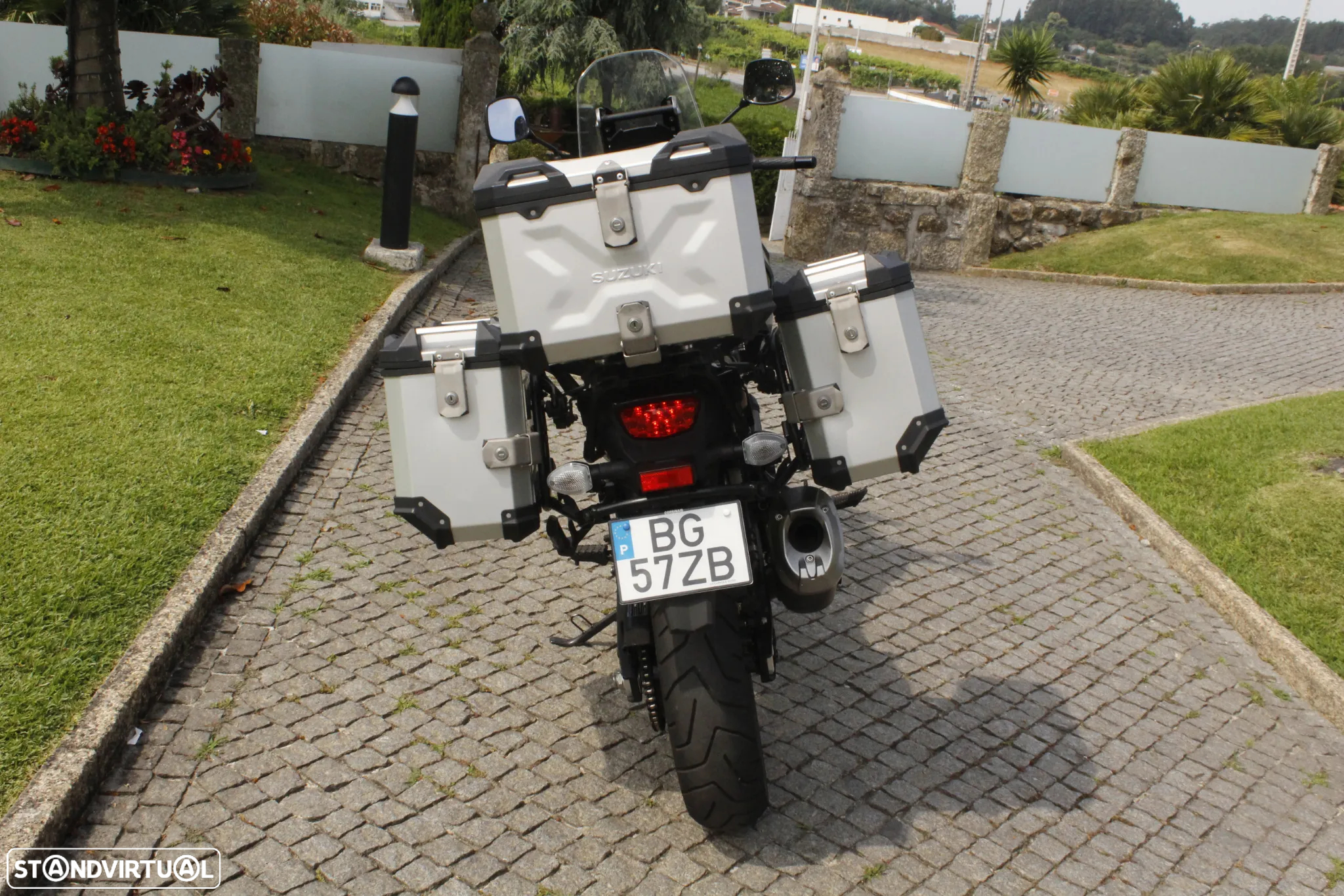 Suzuki DL V-Strom 1050 - 7