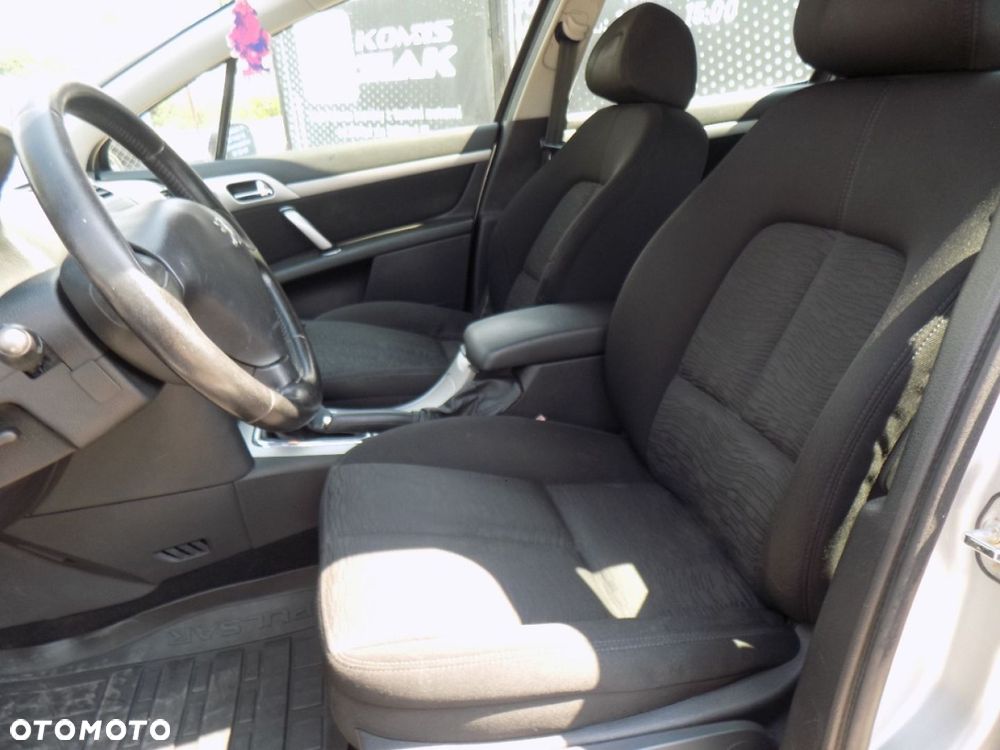 Peugeot 407 - 6