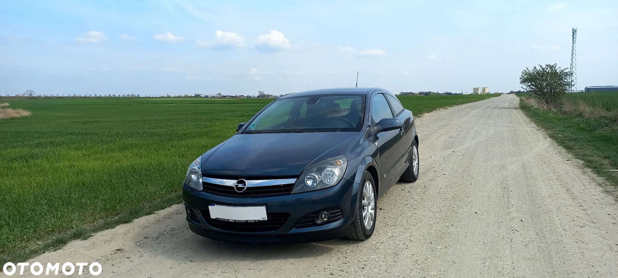 Opel Astra GTC 1.6 - 14