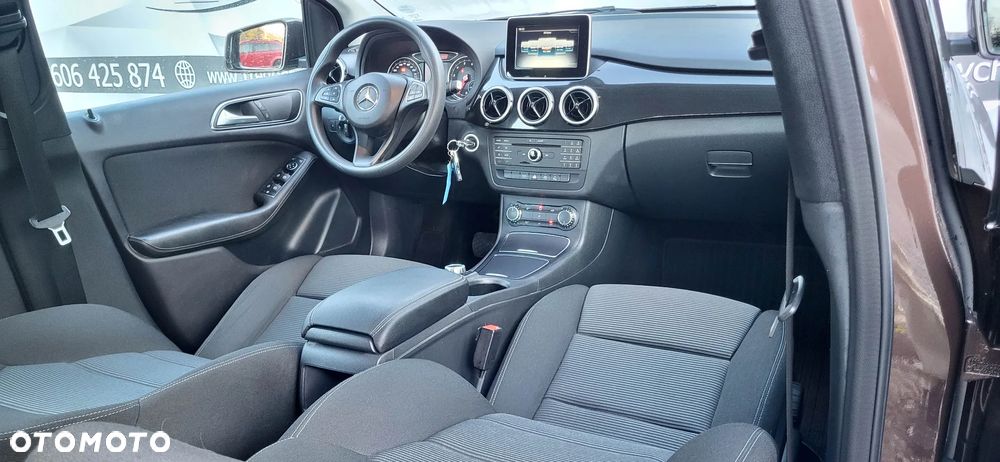 Mercedes-Benz Klasa B 180 7G-DCT Edition - 16