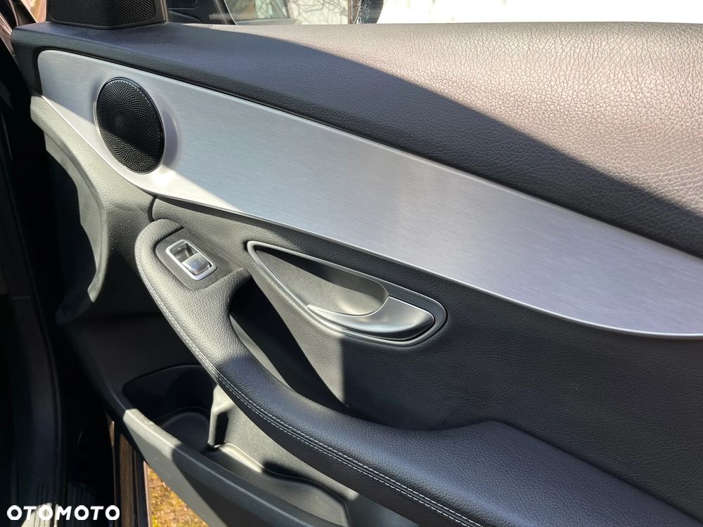 Mercedes-Benz Klasa C - 16