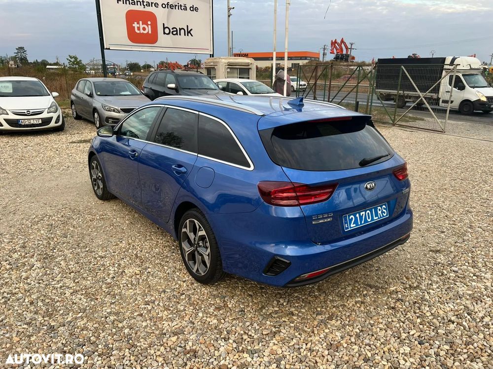 Kia Ceed 1.6 CRDi Eco-Dynamics+ (48V Mild-Hybrid) DCT7 GT Line - 5