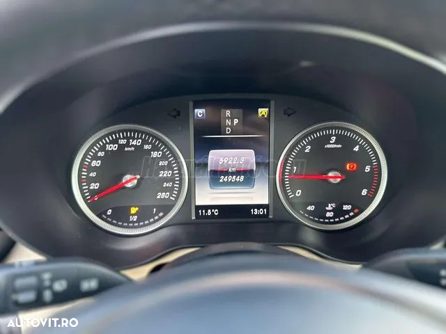 Mercedes-Benz GLC 220 d 4MATIC - 10