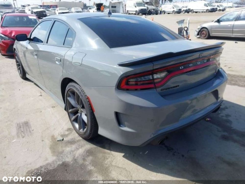 Dodge Charger - 5