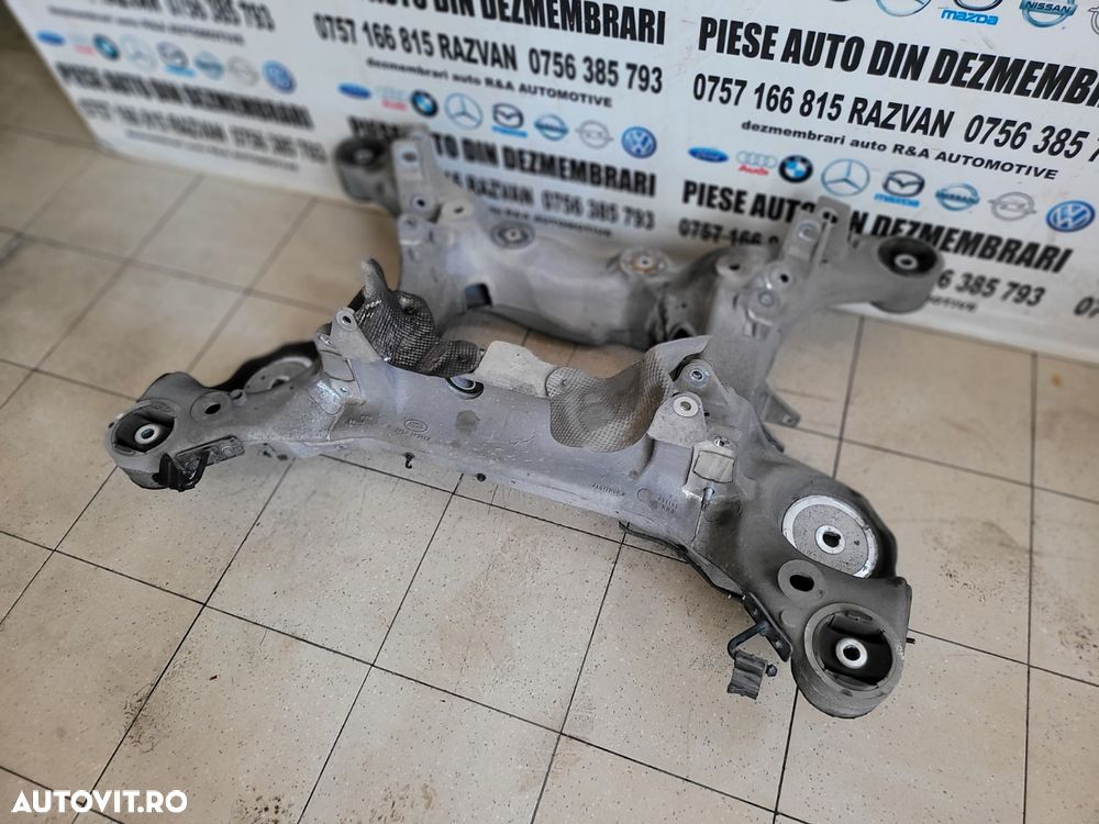 Punte Spate Land Rover Range Rover Sport L494 Vogue Discovery 5 Fara Accident 22.000 Km Ca Si Noua 3.0 Diesel SDV6 306DT An 2014-2015-2016-2017-2018 Dezmembrez Range Rover Sport L494 An 2014-2018 Volan Stanga 3.0 Diesel 306DT - 4