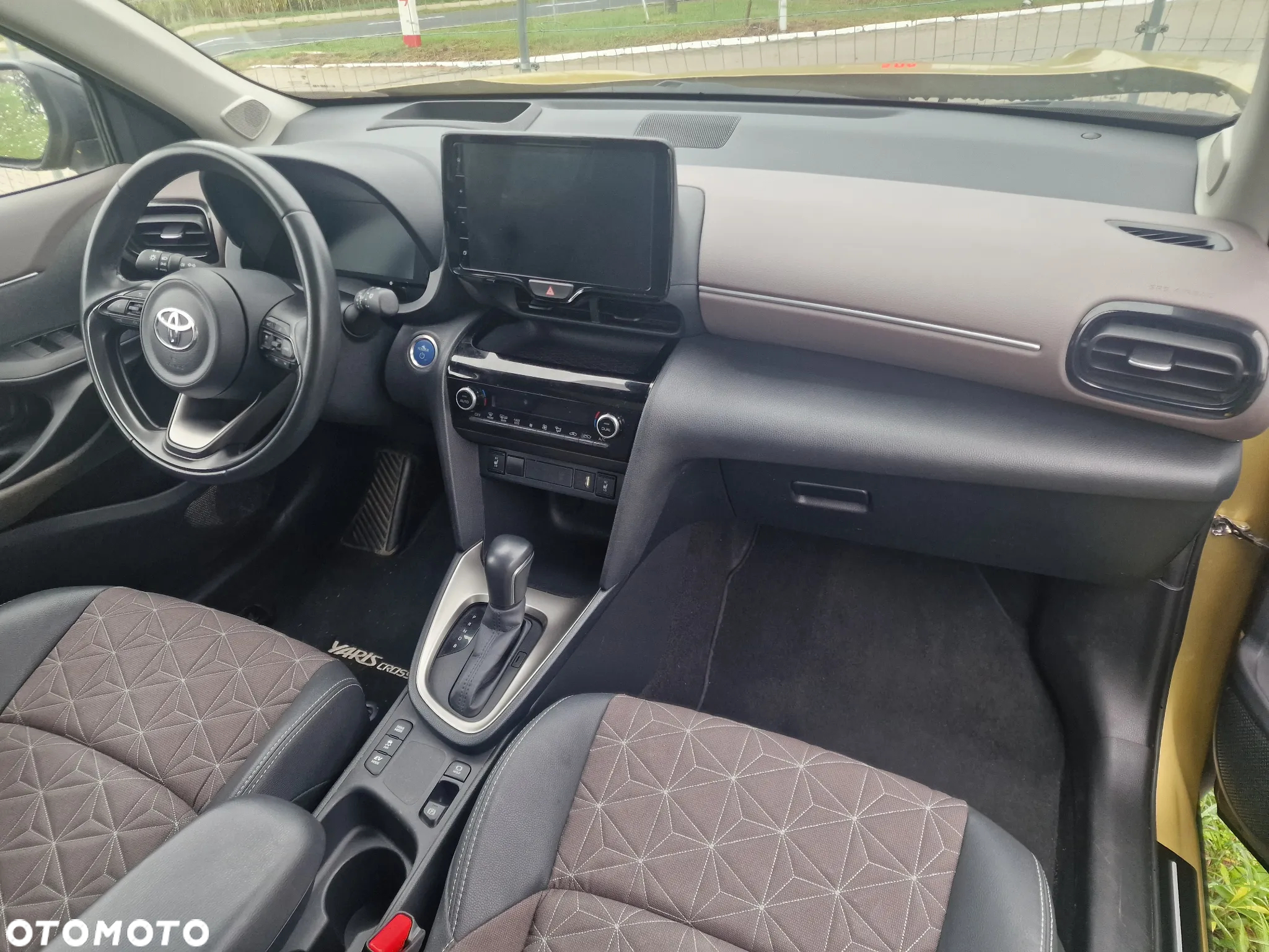 Toyota Yaris Cross Hybrid 1.5 Comfort - 21