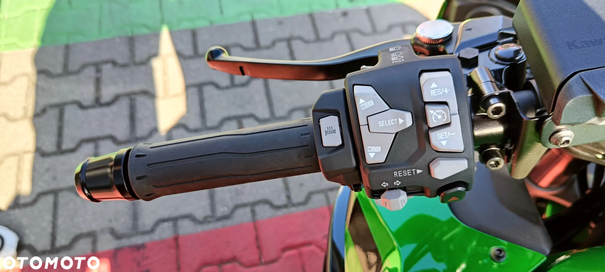 Kawasaki Ninja - 9