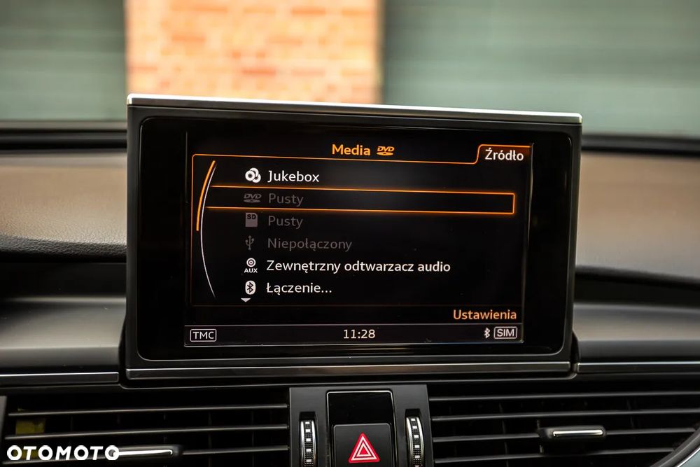 Audi A6 Avant 2.0 TDI Ultra DPF S tronic - 32