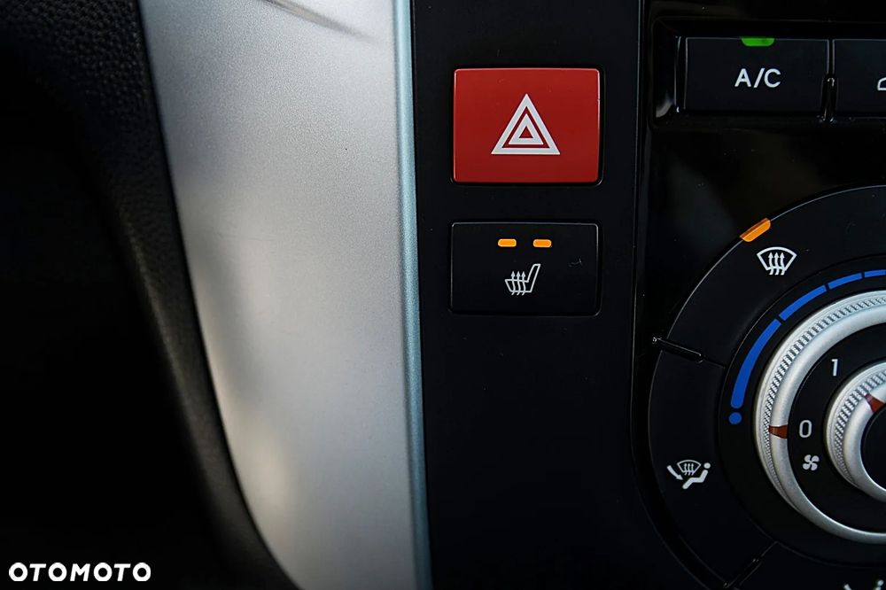 Kia Venga - 34