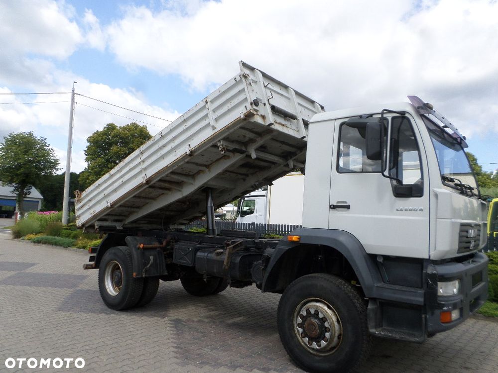 MAN LE280B 4X4 - 11