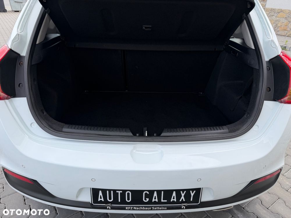 Kia Ceed - 25
