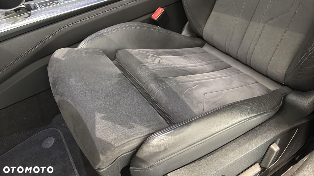 Audi A6 Allroad - 12