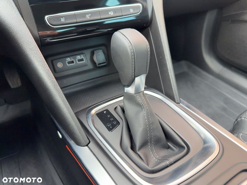Renault Megane 1.3 TCe FAP Techno EDC - 20