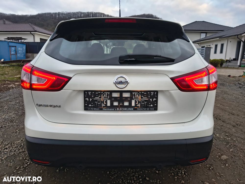 Nissan Qashqai - 11