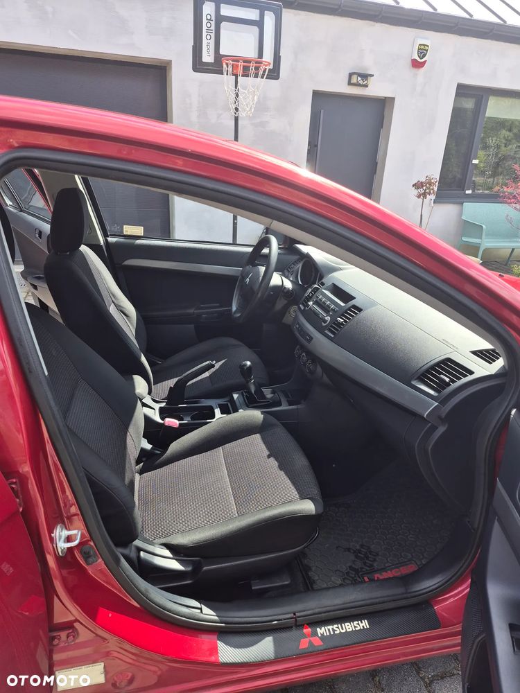 Mitsubishi Lancer 1.6 Inform - 7
