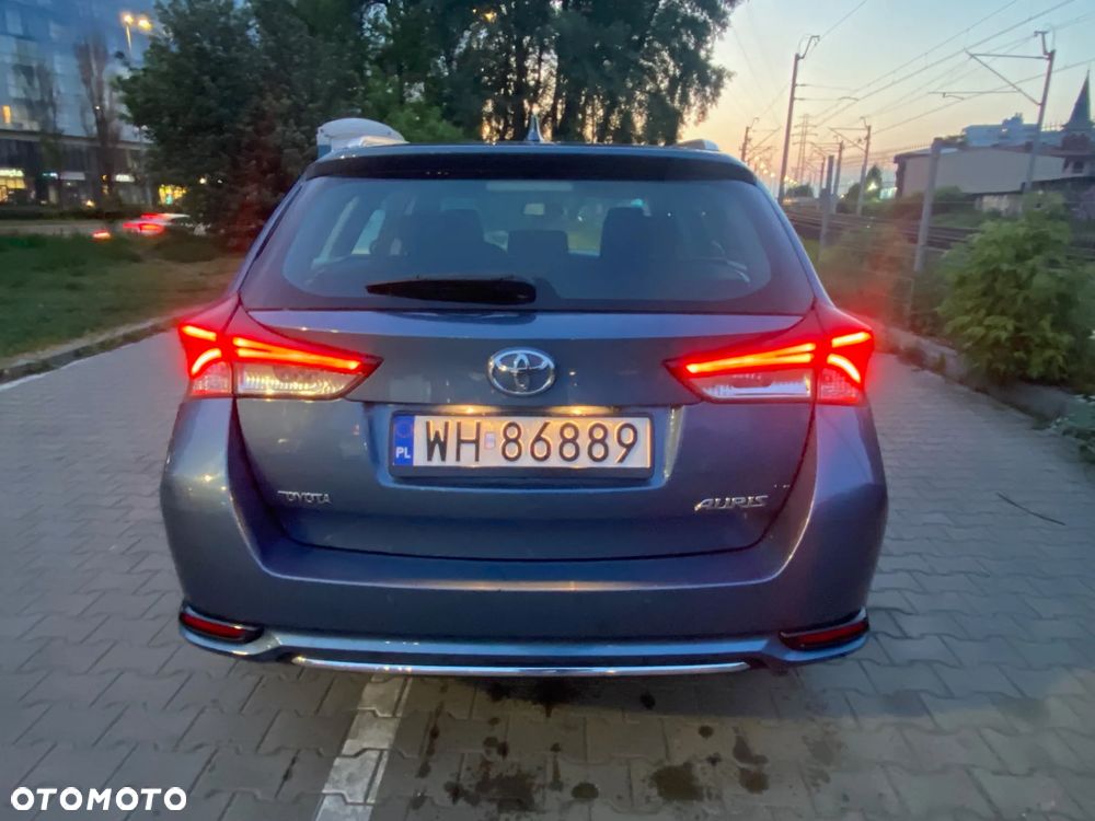Toyota Auris 1.6 D-4D Comfort - 21