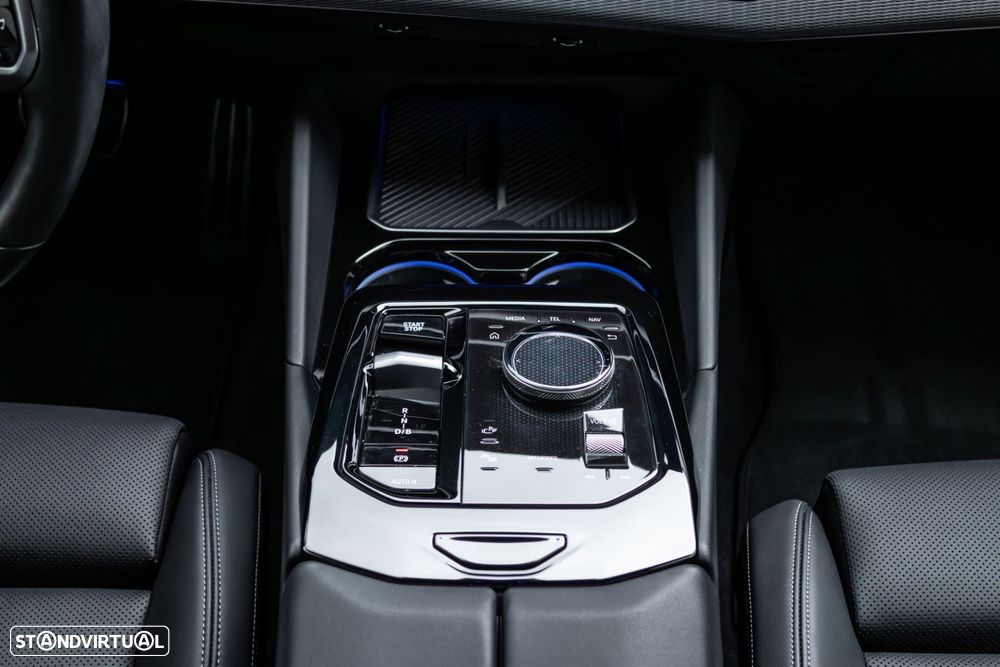 BMW i5 eDrive40 Pack Desportivo M - 24