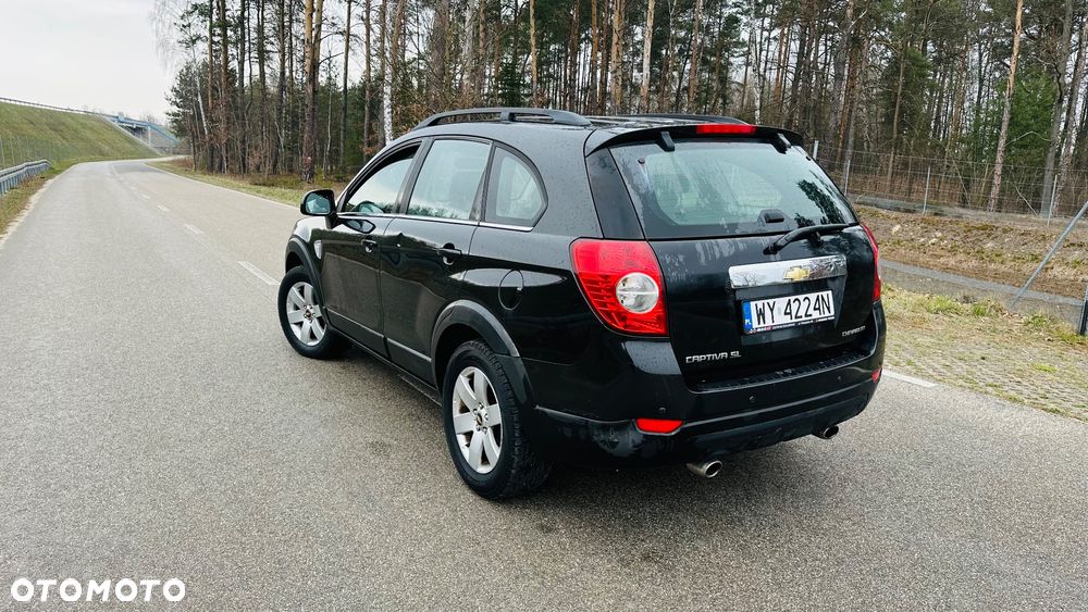 Chevrolet Captiva - 12