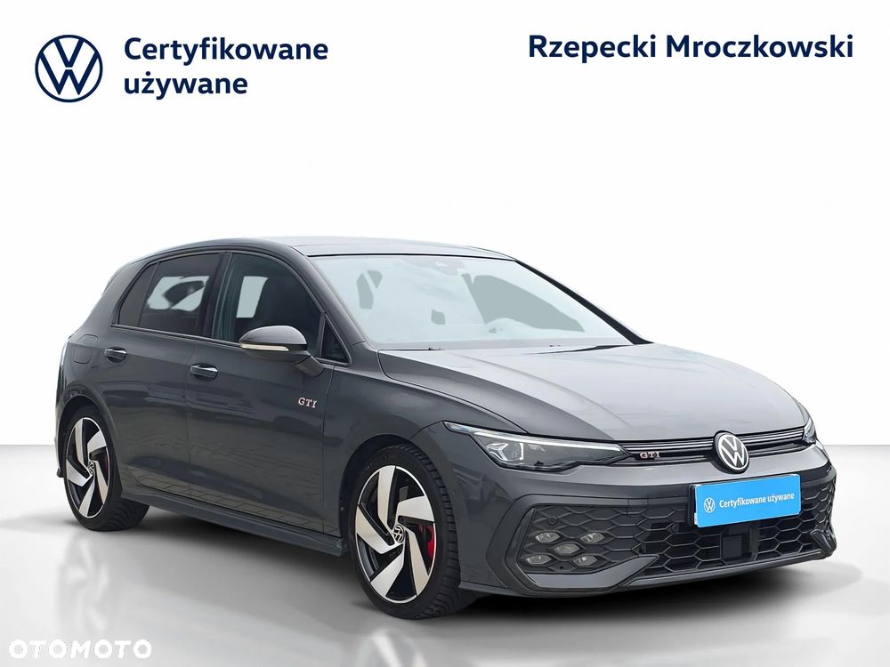 Volkswagen Golf - 9