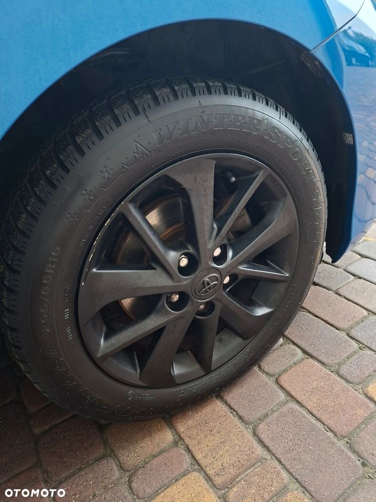 Toyota Auris 1.6 Valvematic Executive - 11